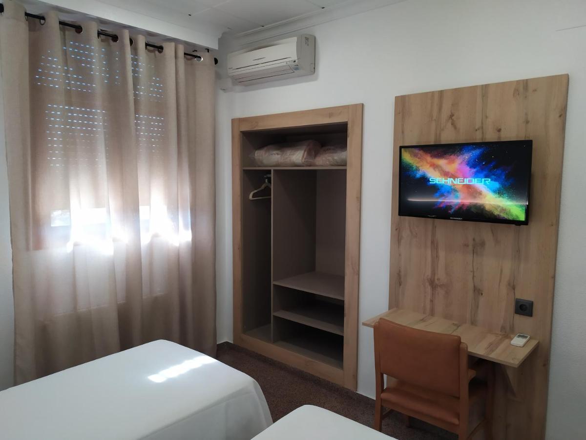 Отель Venta El Borrego Баньерес-де-Мариола Экстерьер фото