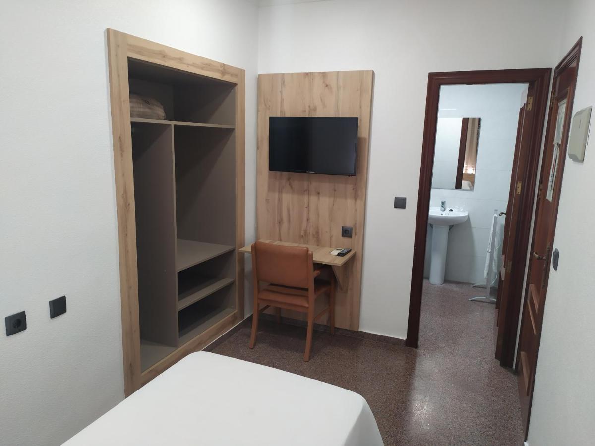Отель Venta El Borrego Баньерес-де-Мариола Экстерьер фото