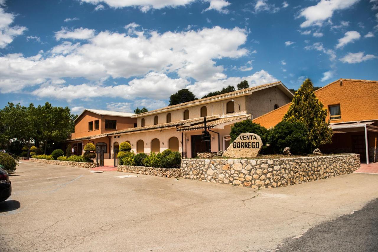 Отель Venta El Borrego Баньерес-де-Мариола Экстерьер фото