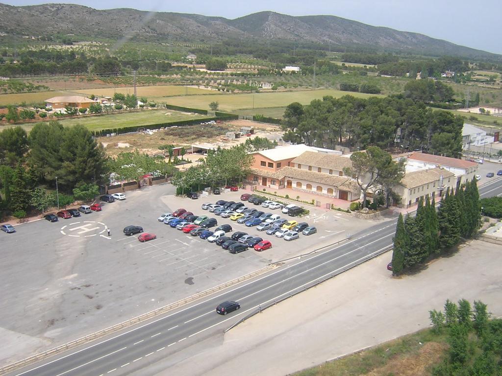 Отель Venta El Borrego Баньерес-де-Мариола Экстерьер фото